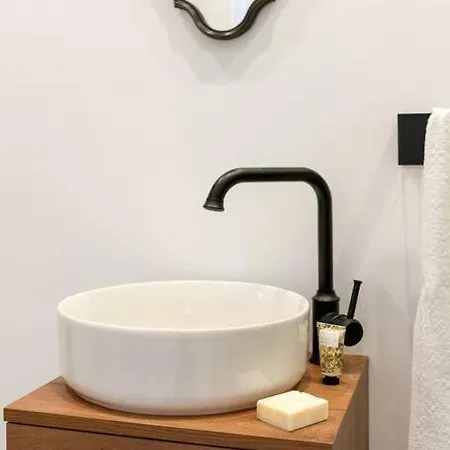 Bohemian Style Apt In The Centre