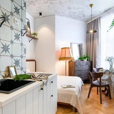 Bohemian Style Apt In The Centre Apartment